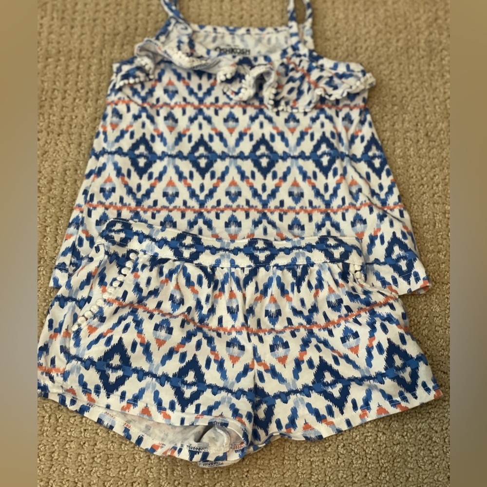 OshKosh B’Gosh Girl Tank/Short Set Size: 2T
